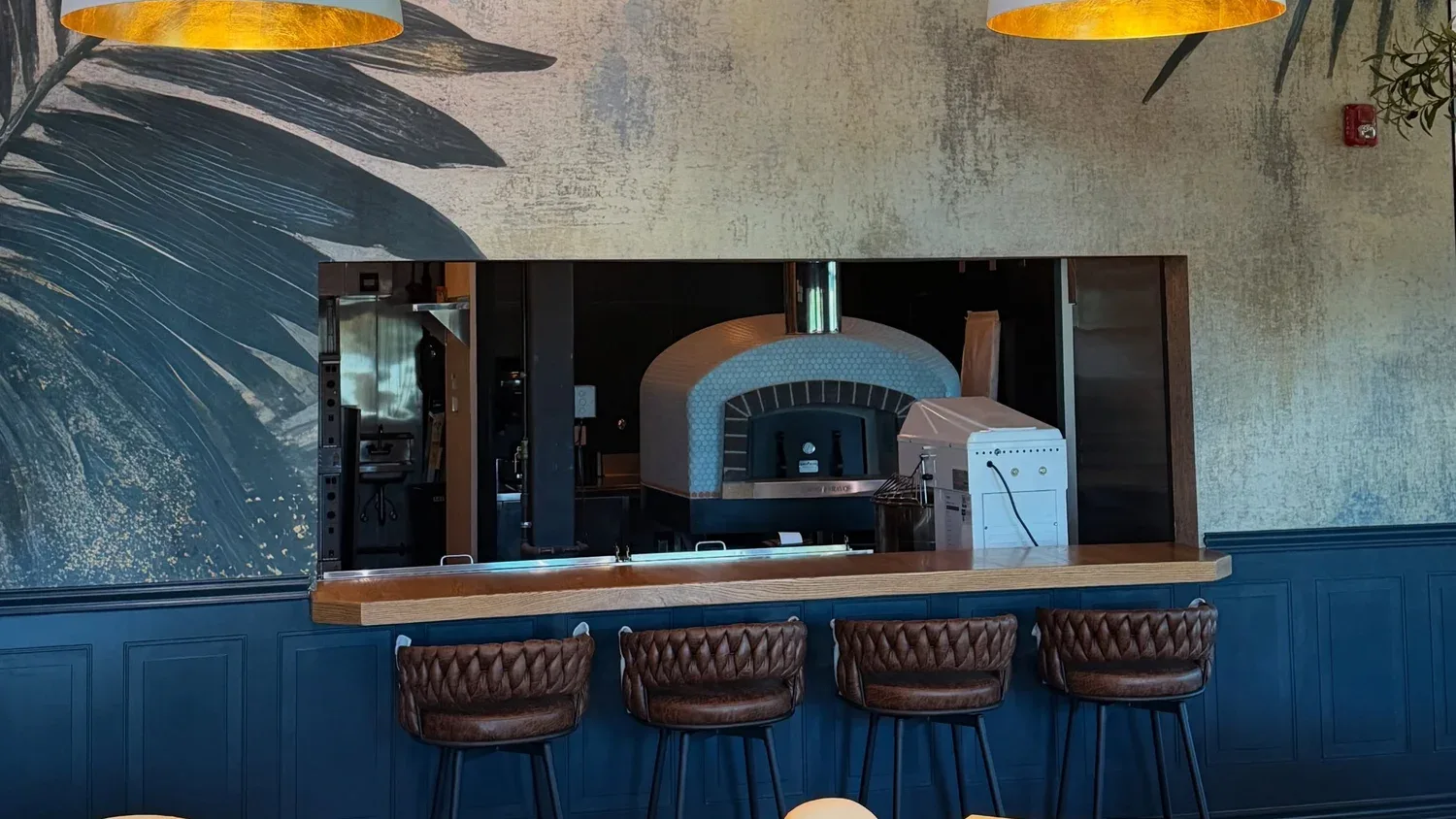 Chinwag Opens Oct. 22 in Murfreesboro From Hell's Kitchen Winner