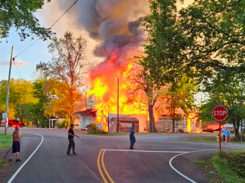 Fire Destroys the Fosterville Store in Rutherford County